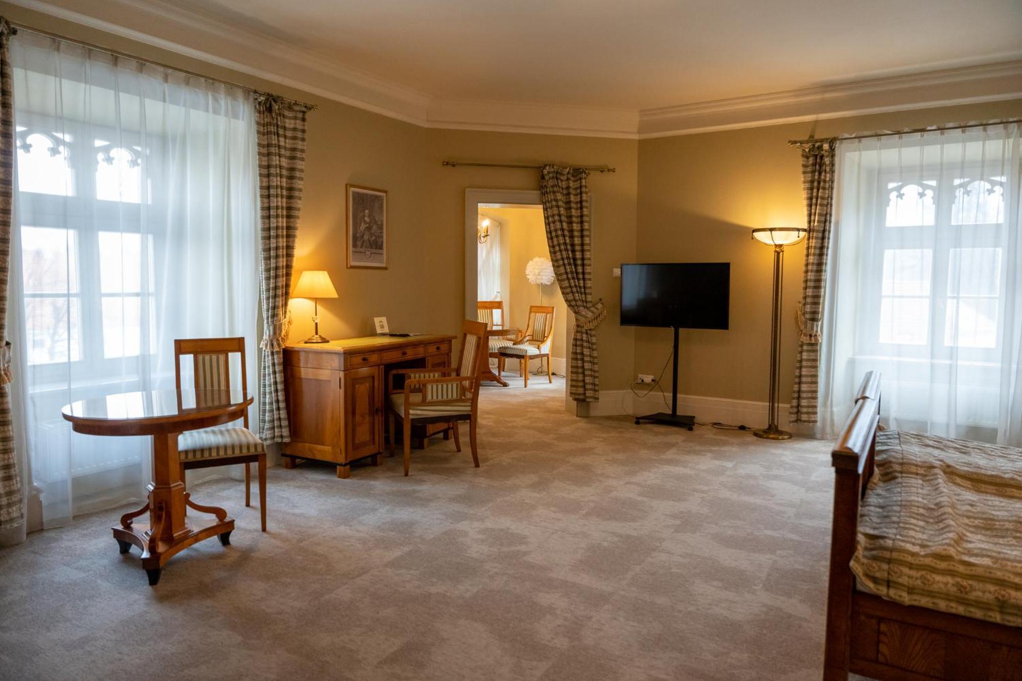Palac Wojanow Room photo