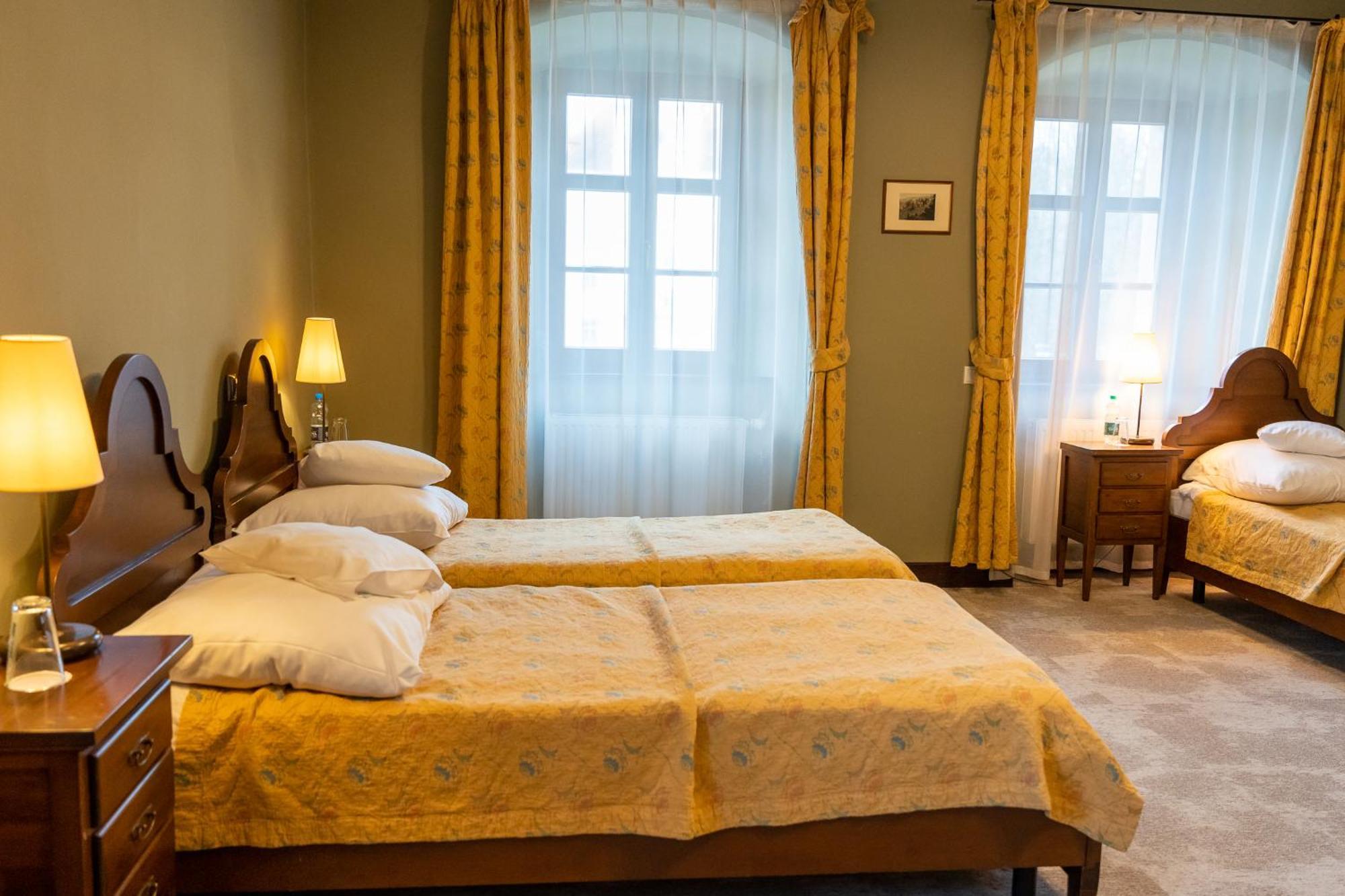 Palac Wojanow Room photo